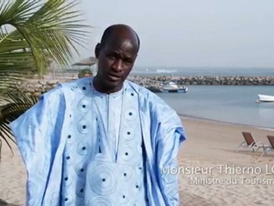 SENEGAL : Monument de la Rénaissance avec AFRIQUE REDACTION