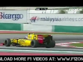 Malaysia Hamilton overtakes Petrov