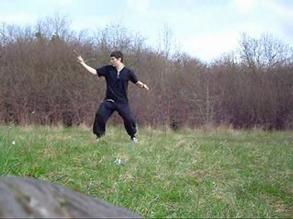 Single Nunchaku Freestyle