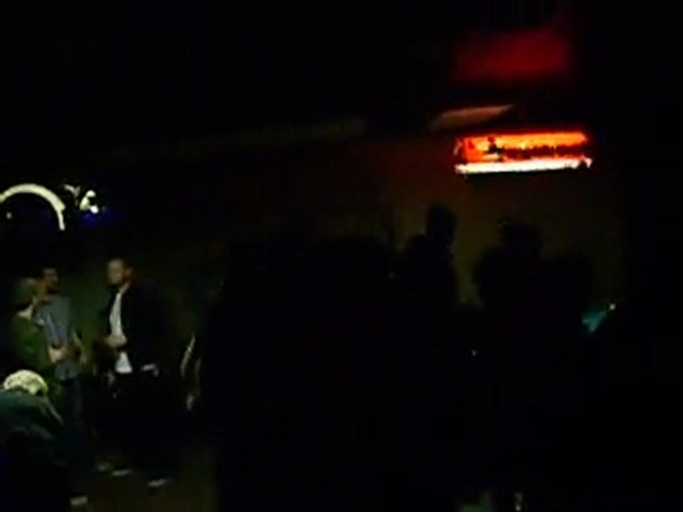 Dj Chris Wild spinning some Funk 45's