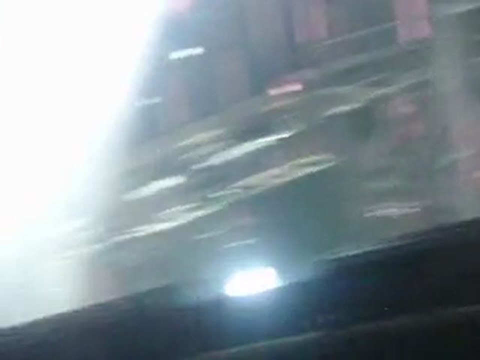 Tokio Hotel à Genève, 3/04/2010 Lass uns laufen fin.