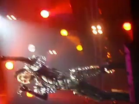 Tokio Hotel à Genève, 3/04/2010 Alien.