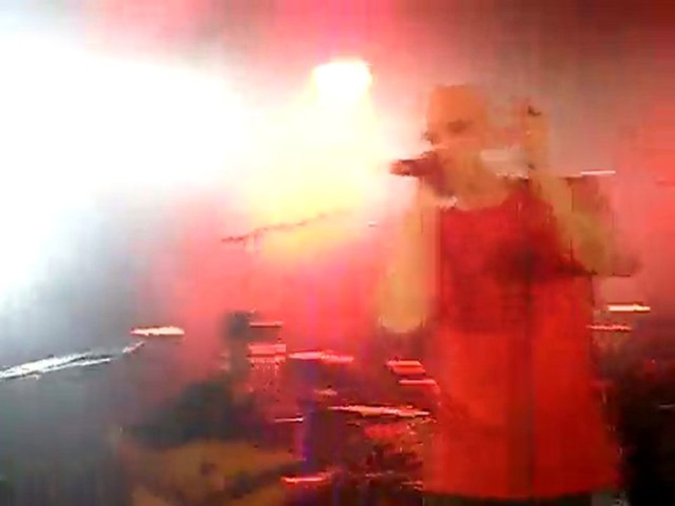 Hasta siempre - mouss et hakim Live @ Pay ta tong