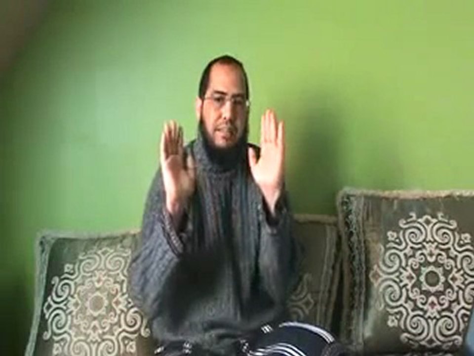 En réponse à  "tu n_es qu_un ignorant hypocrite"