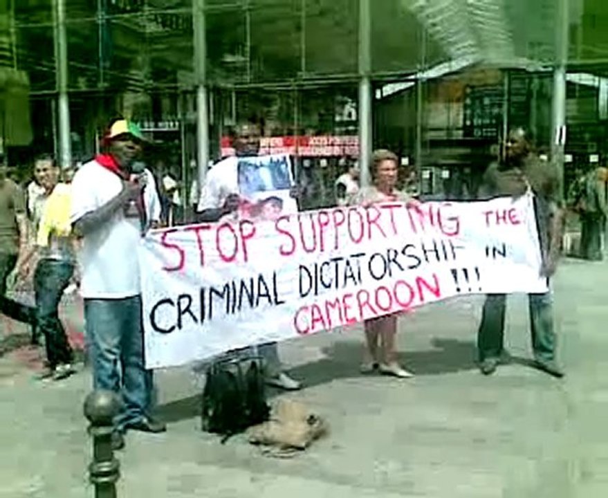Manifestation anti-paul BIYA à Paris, Gare du Nord