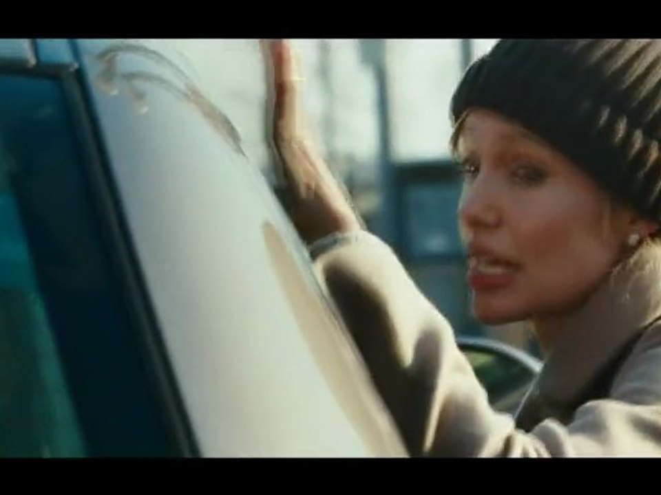 Watch the new SALT trailer, starring Angelina Jolie
