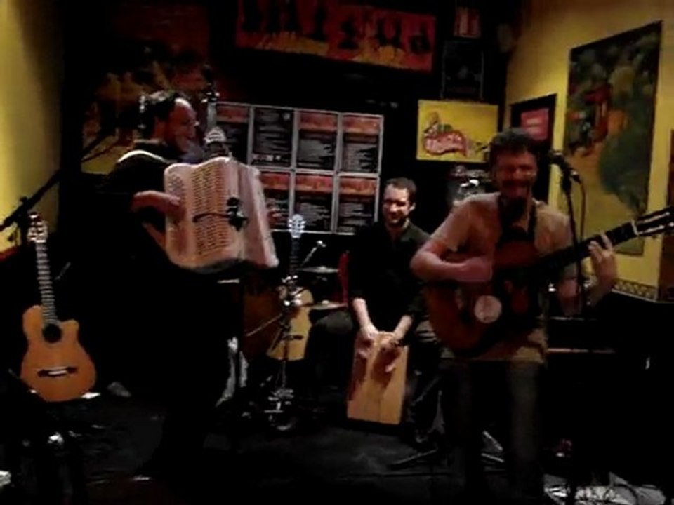 LE FIL DE L'EAU - Bonhomme