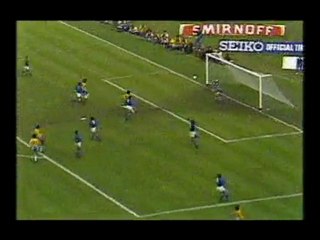 (サッカー) 2回曲がるシュート