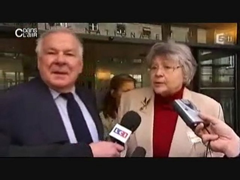 Info ou Intox ? Bayrou MoDem C dansl'air - 300310