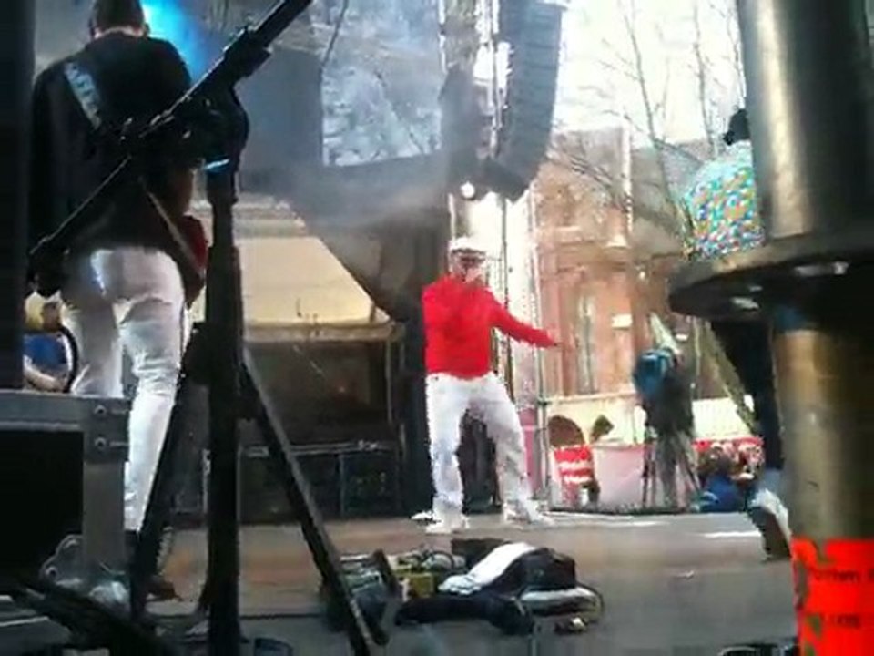 Fettes brot auf, unter, vor und hinter der bÜhne bei ...