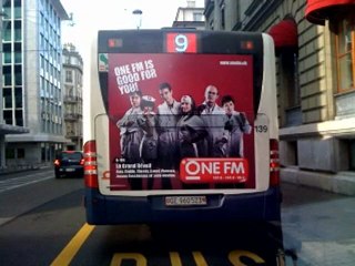 Poisson d'Avril One FM - le shooting de nu à Genève