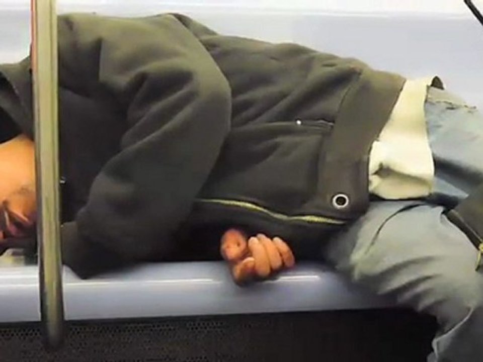 Shaking blues, video by Triny Prada, music by Andrea Valvini