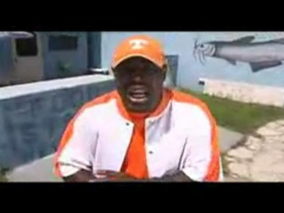 OZ ft. Tom Skee _We Are