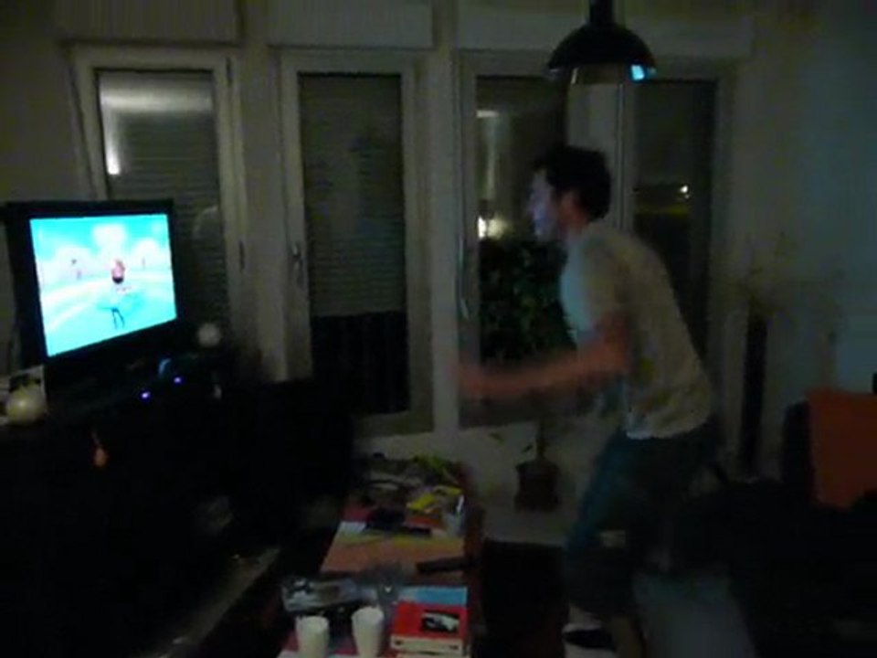 Avril 2010 - Marco au hula hoop