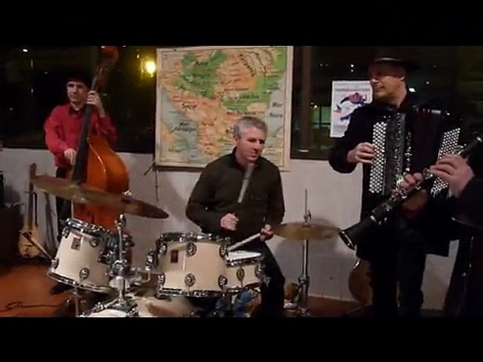 Zangora avec Phiphi et son Ocarina du  XVIe - P1060953