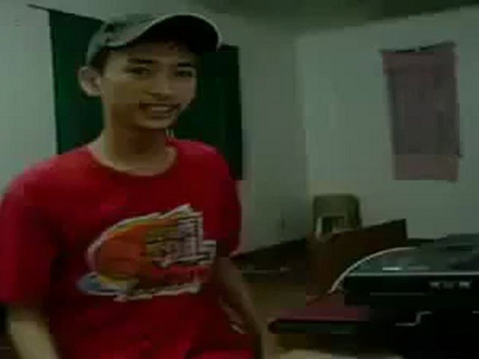 Un chinois chante I gotta feeling