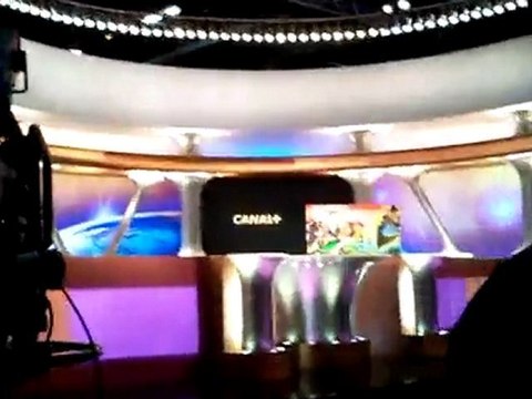 Coulisses du plateau des Guignols de l'info