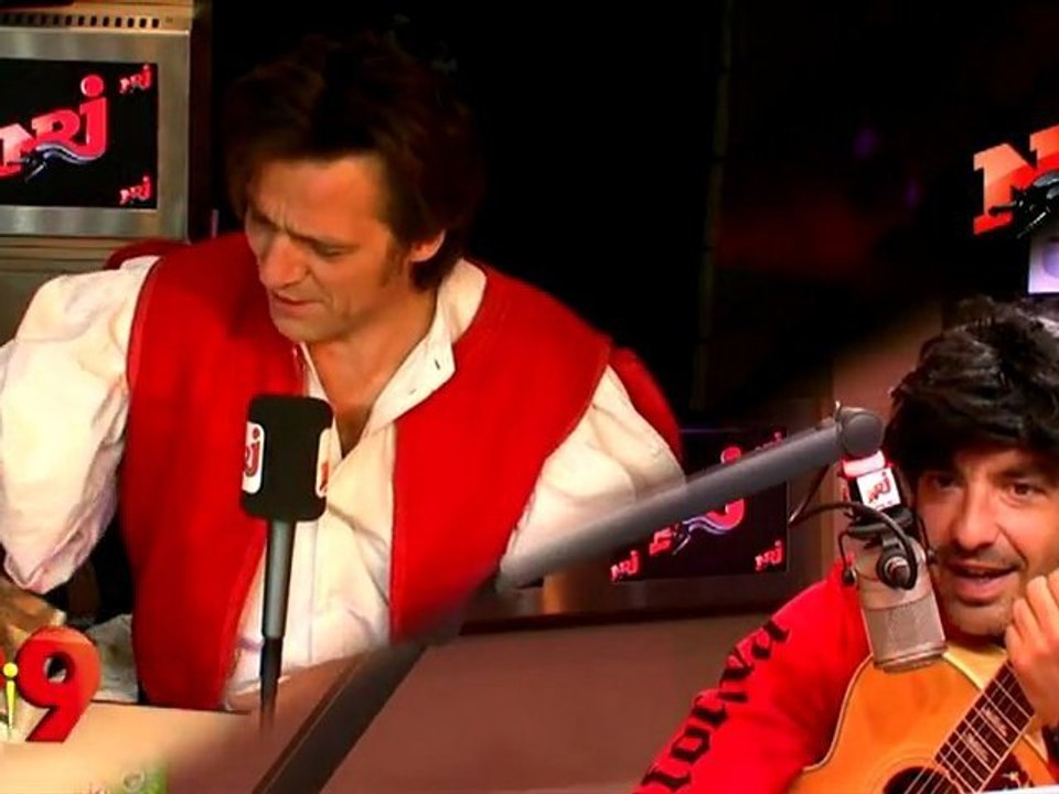 Yvan Le Bolloc'h invité du 6/9 d'NRJ débarque déguisé en Evz