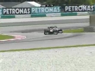 Algersuari'nin Hulkenberg'e yaptığı müthiş atak-trformula1.c