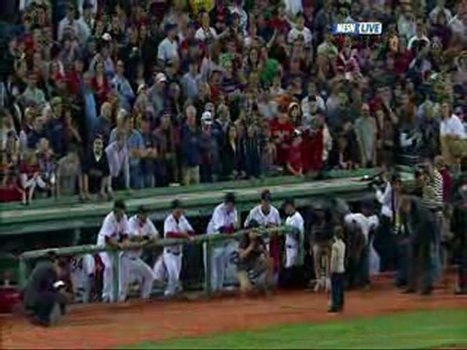 5 Year Old at Fenway Park_lol