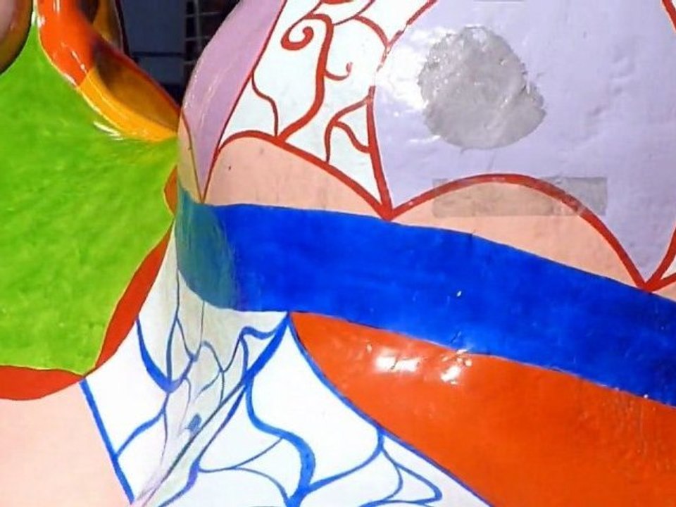 PARIS    FONTAINE STRAVINSKY  BEAUBOURG FRANCE EUROPE