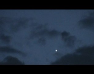 Yann André présente :  OVNI ou un orage en boule globulaire
