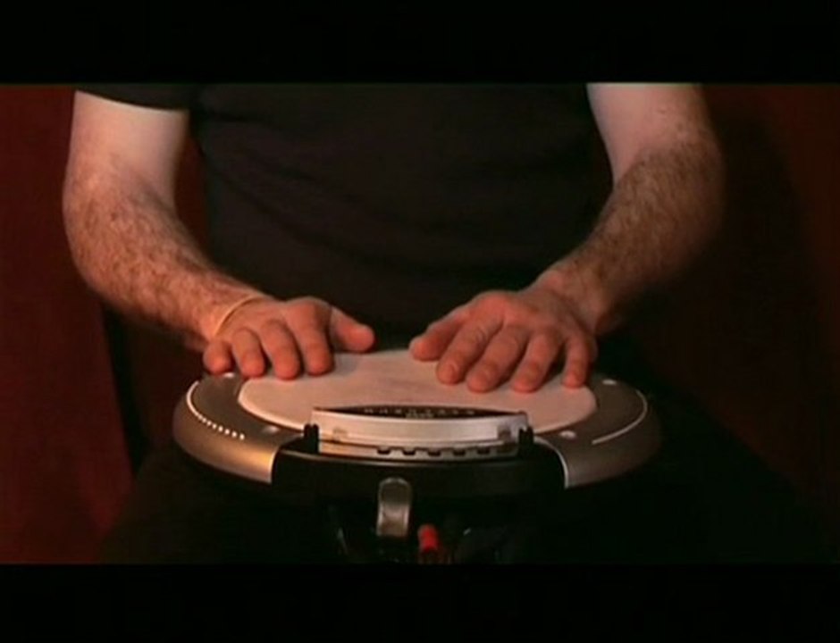Démo du Korg WaveDrum (La Boite Noire)