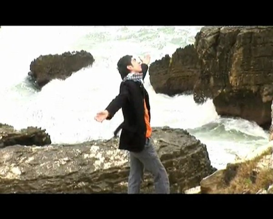 Serkan ŞAHİN - ÇİÇEĞİM 2010 Orjinal Klip (ilahi ezgi)