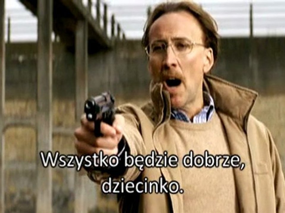 KICK-ASS - Nicolas Cage bawi się bronią z dzieckiem
