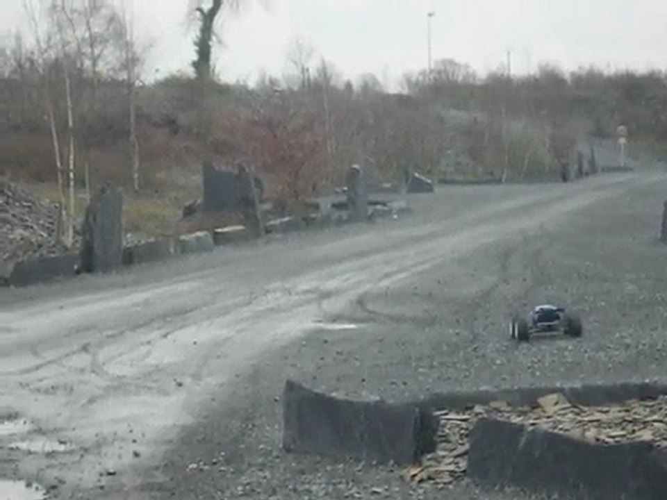 Revo TM 523 aux Ardoisières ( Angers 49 ) 28/03/10