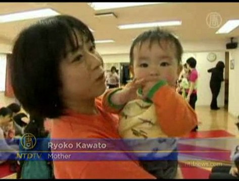 Japanese Moms Samba with their Babies