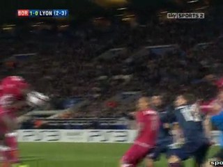 Bordeaux v Olympique Lyon