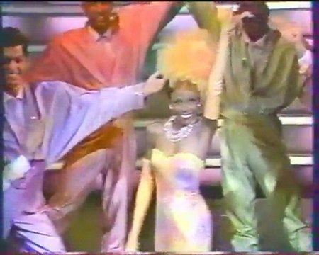 Prologue Hello Paradis du Paradis latin