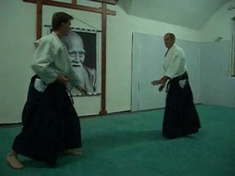 Chudan tsuki - Ikkyo omote 2ème forme