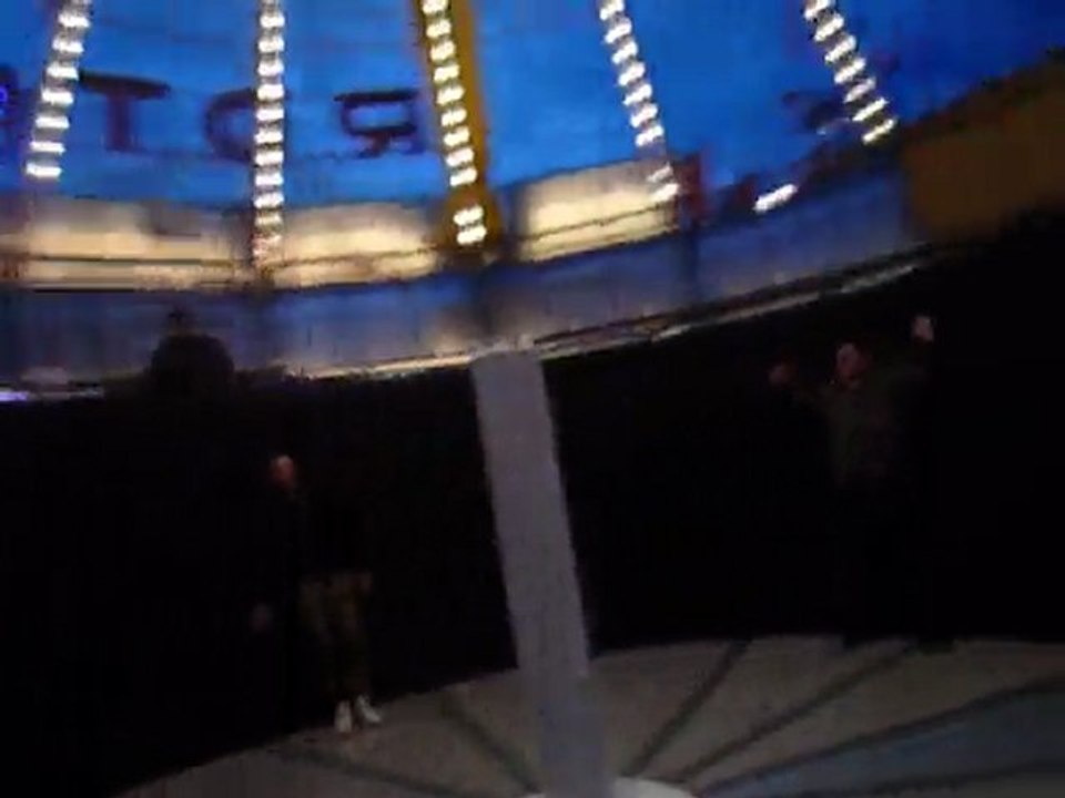 Eagle One - A La Foire Du Trône!!! - Centrifugeuse!