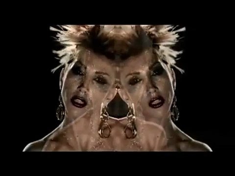 HANDE YENER-SOPA & YASAK ASK KLIP ORJINAL 2010