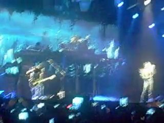 Tokio Hotel @ Paris - 14.o4.1o / Komm.