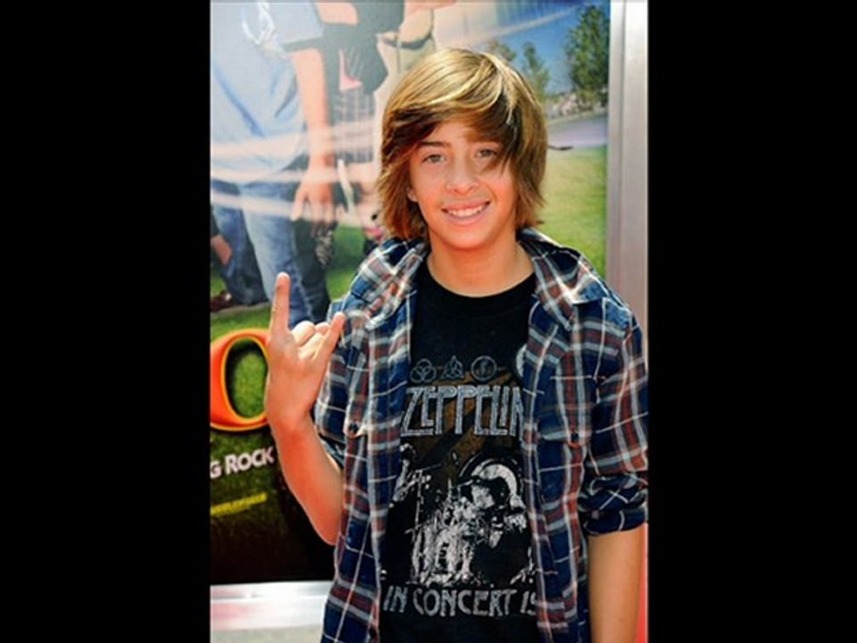 Jimmy Bennett - picture video -
