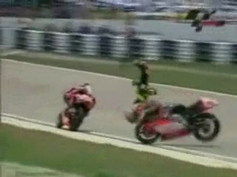 Compil motos courses crash