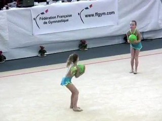 20100328-PETIT-COURONNE-Duo-poussines