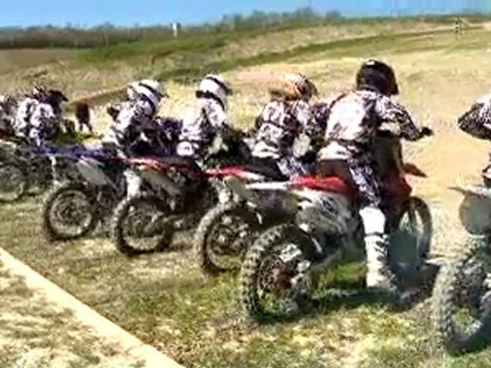 Red Bull Moto chiX Story