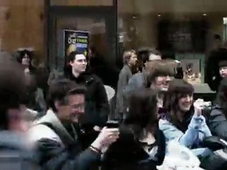 Flash mob pillow fight