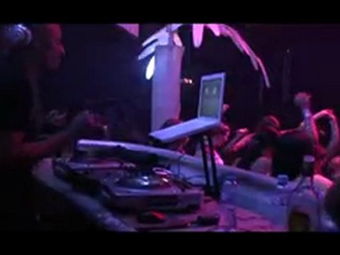 DJ PUPPA SACHA @ BULLDOG NIGHTCLUB CANCUN MARCH 2010; PART 2