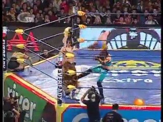 Cinthia, Fabi, Mari vs Von Eerie, Rain, Sexi Star