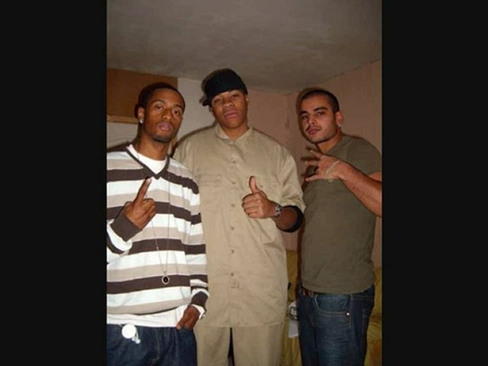 Atim Feat Nayma- Revien a moi [ Zouk Love 2010 ] Official