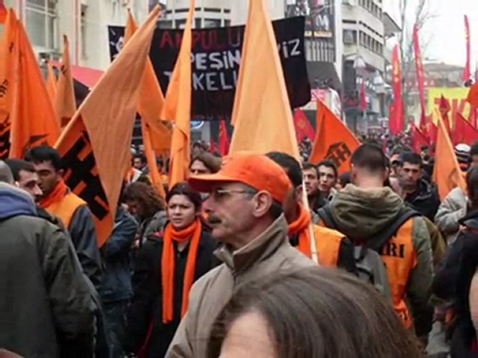 Film KARDEŞ TÜRKÜLER İŞÇİ KARDEŞLİĞİ