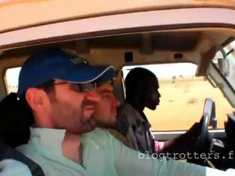 En route vers un camp de refugies du Darfour