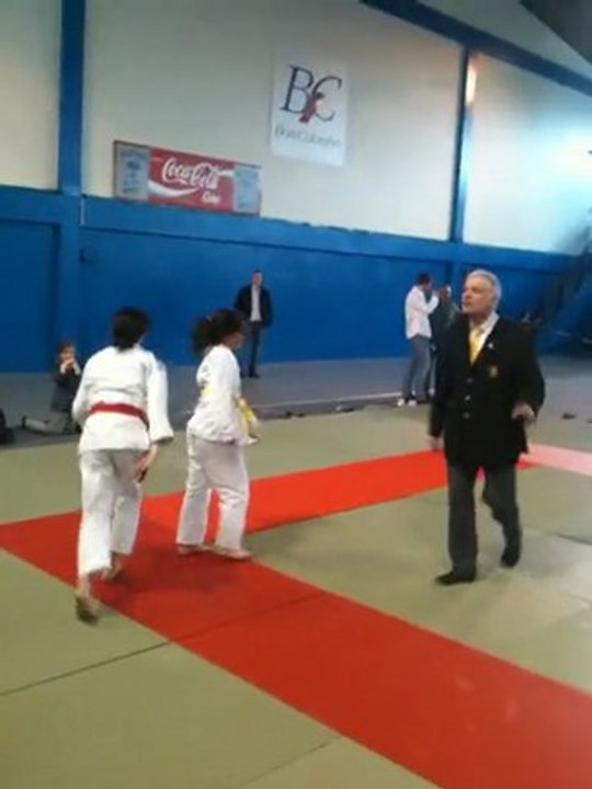 MESSAOUDA JUDO (Bois Colombes 10avril 2010 ) 2e combat