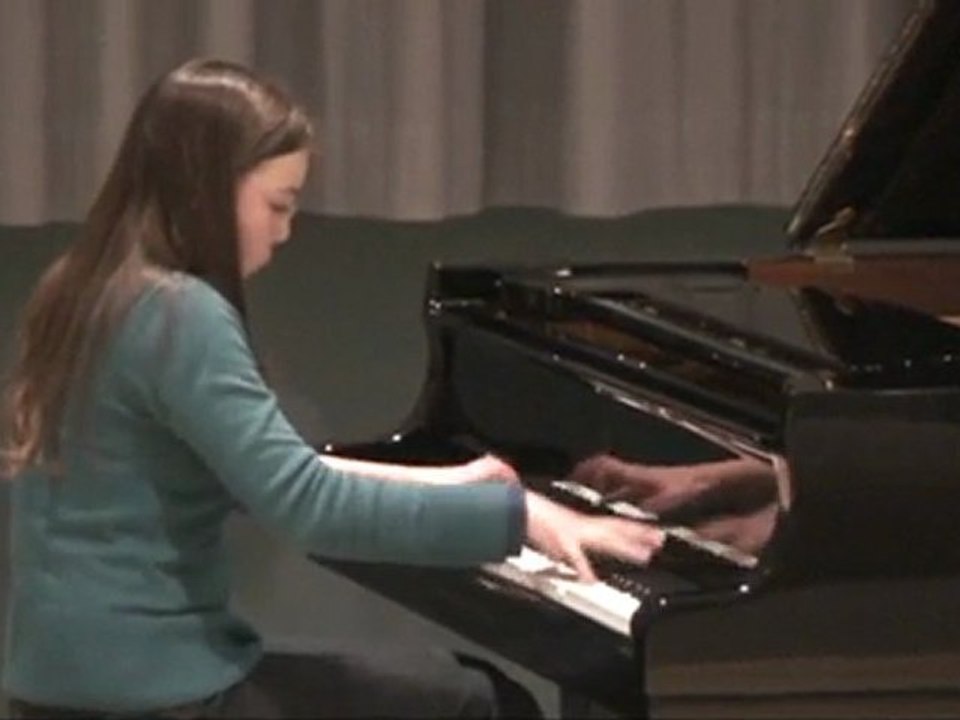 Aurwen - 14 ans - joue Chopin - Etude op.25 n°9 en sol b maj