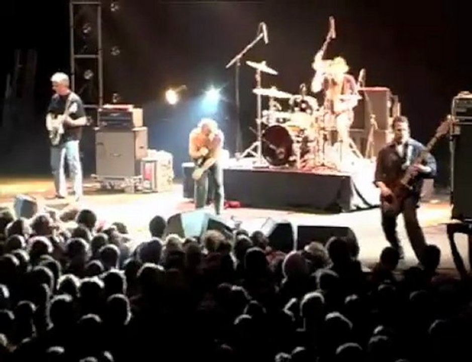 Jesus Lizard live Paris May 2009 (David : "that's my boy")